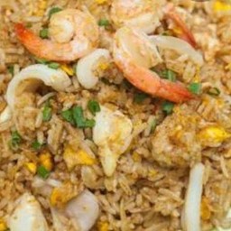 ข้าวผัดกุ้ง+หมึก