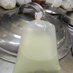 น้ำเต้าหู้ชาเขียว