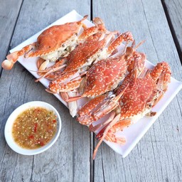 ปูม้านึ่ง  4 ตัว