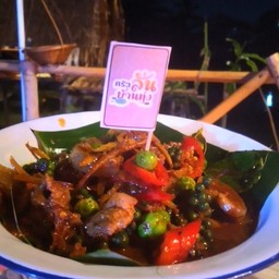 ผัดเผ็ดหมูป่า