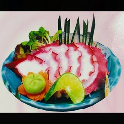 ซาซิมิปลาหมึกยักษ์