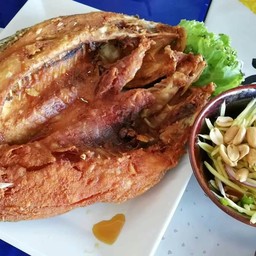 ปลากะพงทอด