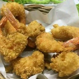 กุ้งชุบแป้งทอด