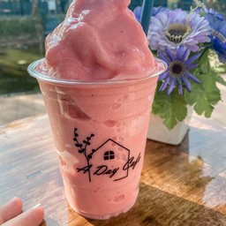 สตรอเบอร์รี่สมูทตี้