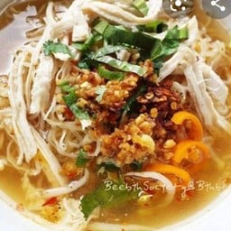 ก๋วยเตี๋ยวไก่ฉีกน้ำใส พิเศษ