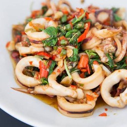 หมึกไข่ผัดฉ่า