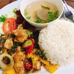 ข้าวผัดพริกไทยดำ