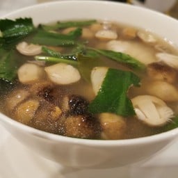 ต้มยำหมูหรือไก่