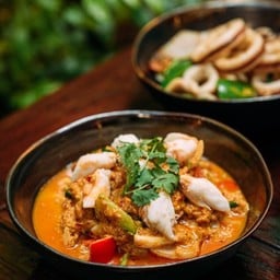 เนื้อปูก้อนผัดผงกระหรี่