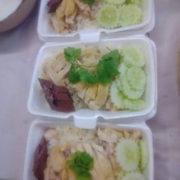 ชูคอข้าวมันส์ไก่