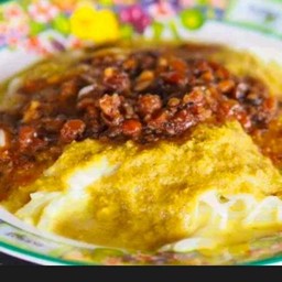 ขนมจีนน้ำพริก+น้ำยากะทิ