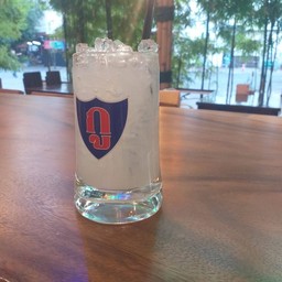 ลิ้นจี่โซดา ( เล็ก )