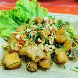 ปลากะพงลุยสวน  180 ฿