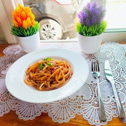 สปาเก็ตตี้ซอสมะเขือเทศ