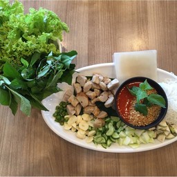 แหนมเนือง