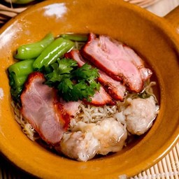 บะหมี่เกี๊ยวน้ำหมูแดงธรรมดา