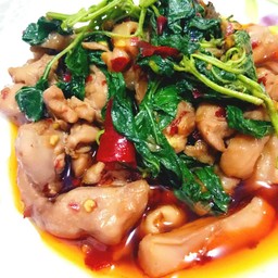 ครัวคุณเอ๋กระเพรายั่วๆ