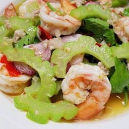 ยำมะระสดใส่กุ้ง