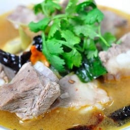 ซุปกระดูกอ่อนหมู