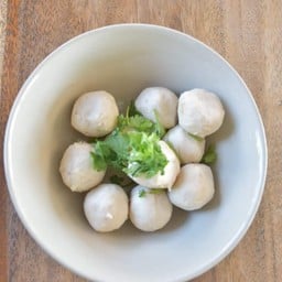 ลูกชิ้นหมูลวก