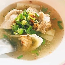 ข้าวมันไก่ ก๋วยเตี๋ยวต้มยำ เย็นตาโฟ ตลาดมาลี สายสี่ พุทธมณฑลสายสี่