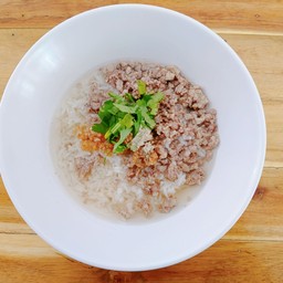 ข้าวต้มหมูสับ