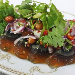 ยำไข่เยี่ยวม้า