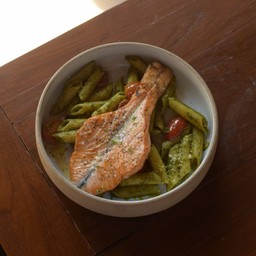 Penne Salmon Pesto