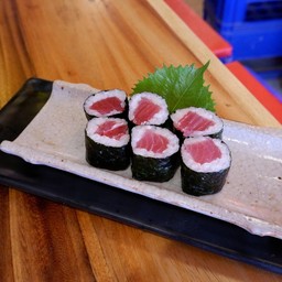Maguro maki 6 คำ