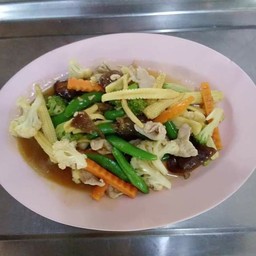 ผัดผักรวมหมู