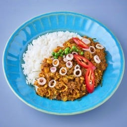 ข้าวคั่วกลิ้งไก่