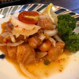 ยำแซลมอล