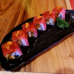 Maguro roll 6 คำ