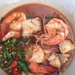 เเกงส้มพริกสด