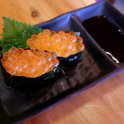 Ikura อิคุระไข่ปลาแซลมอล 2 คำ