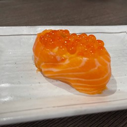 Salmon Ikura Sushi