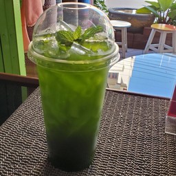 ชาเขียวน้ำผึ้งมะนาว