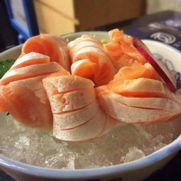 ท้องปลาซาซิมิ Salmon Toro Sashimi