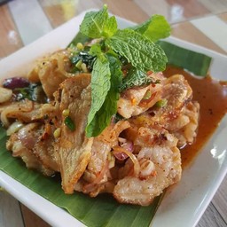 หมูน้ำตก