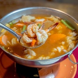 แกงส้มผักรวมกุ้งสด