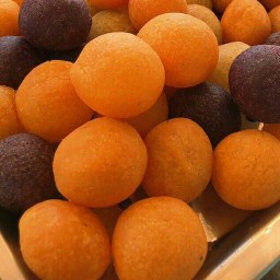 ร้านกล้วยทอดคุณย่า