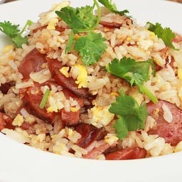 ข้าวผัดกุนเชียง