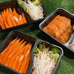 แซลมอน แซ่บ ซอยดับเพลิง