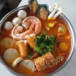 มาม่าหม้อไฟ