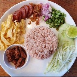 ข้าวคลุกกะปิ