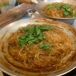 กุ้งอบวุ้นเส้น