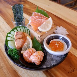 Salmon lover แซลมอลเลิฟเวอ