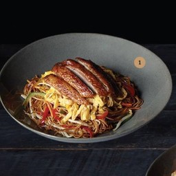 หมี่ฮกเกี้ยนผัดซอสเป็ดย่าง