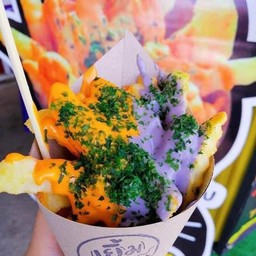 เฟรนฟราย เยิ้ม-มันราดชีส🧀🍟