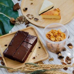 ชีสเค้ก&ช็อคหน้านิ่ม จดชื่อไว้เลย